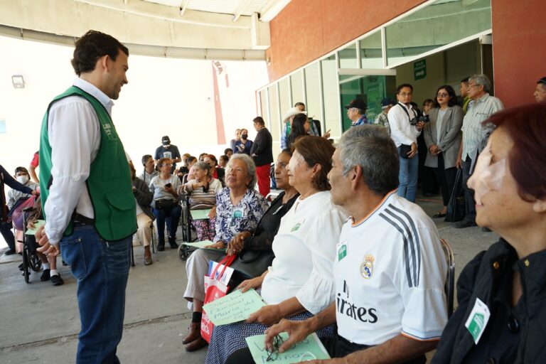 Miles de coahuilenses se benefician con las Jornadas de Cirugía de Catarata