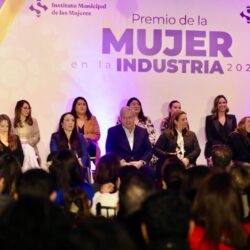 Convoca Municipio al Premio Mujer en la Industria 20241