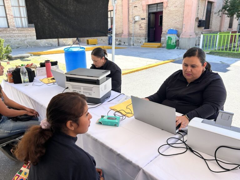 Éxito en brigada del Registro Civil en DIF Ramos Arizpe; apoyan a más 500 ciudadanos 