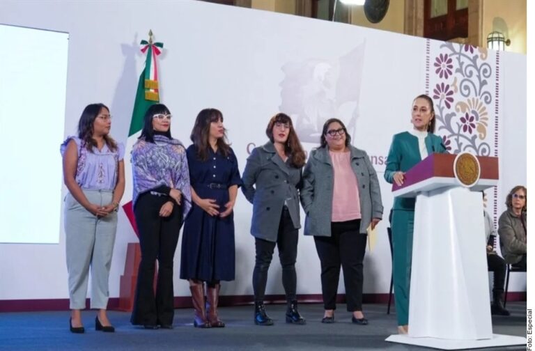 Lanza Sheinbaum cartilla de derechos de mujeres