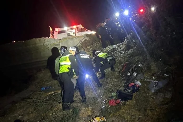 Mueren 24 en accidente de autobús en Zacatecas