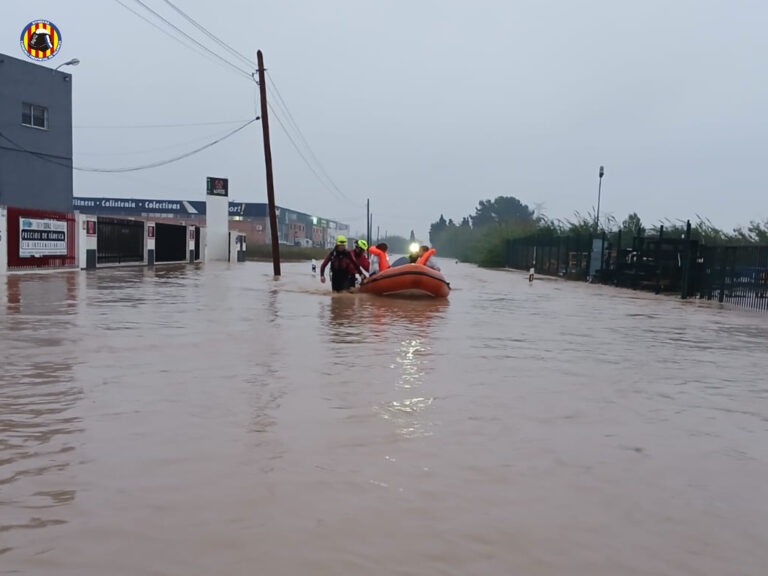 Al menos 51 muertos por inundaciones en Valencia, España