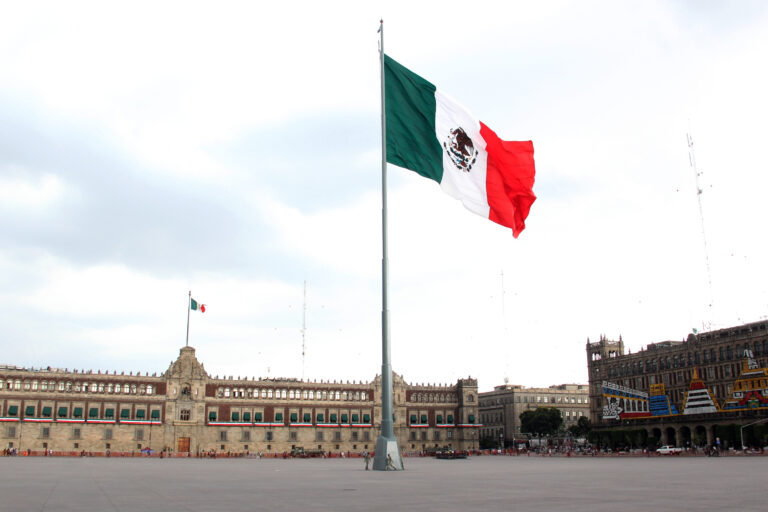 Alerta el FMI sobre el freno de la economía mexicana y reduce su pronóstico de crecimiento