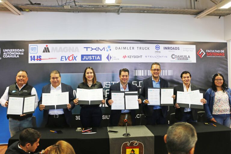 Inauguran en la Facultad de Sistemas de la UA de C el Tercer Simposio Internacional de Ingeniería “Industria 5.0 Manufactura Digital” 