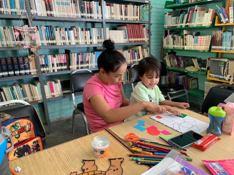 Promueven en zona rural de Ramos Arizpe la importancia de la lectura en la primera infancia 