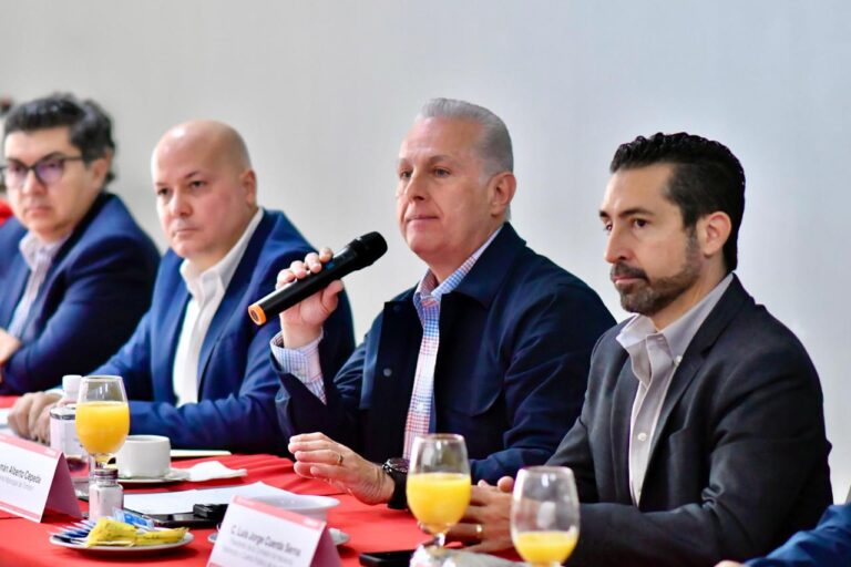 Román Cepeda preside la décima sesión del Consejo Directivo del IMPLAN Torreón