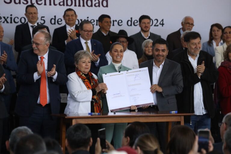 Firma Coahuila Acuerdo Nacional por el Derecho al Agua y la Sustentabilidad