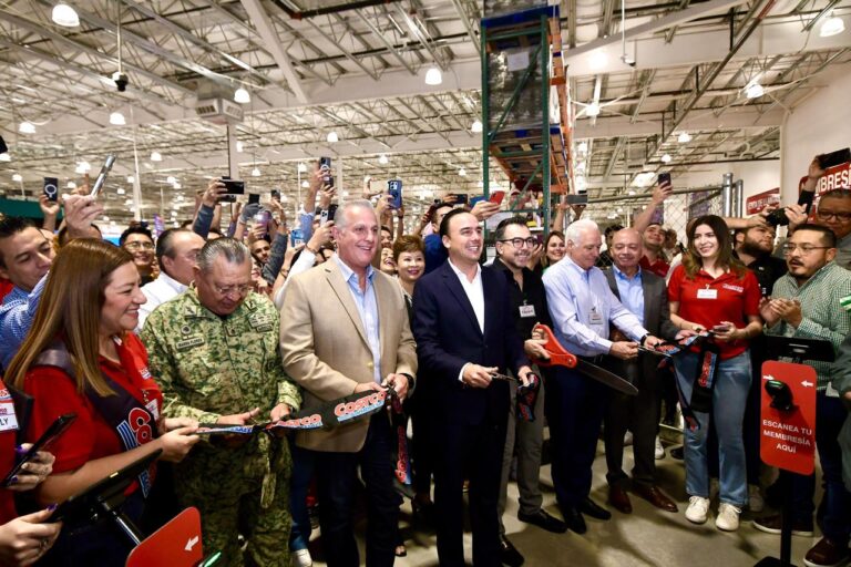 Tiene Torreón la tienda Costco más grande de México; la inauguran Manolo Jiménez y Román Cepeda