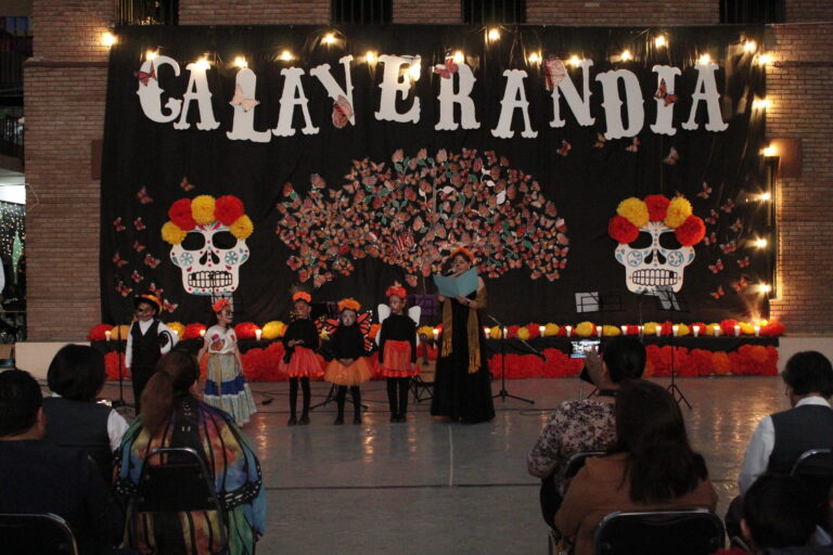 Con Calaverandia, celebra Colegio Nicolás Bravo el Día de Muertos