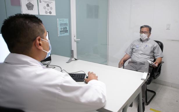 Invita IMSS Coahuila a varones de más de 45 años a revisión médica para detectar y tratar cáncer de próstata