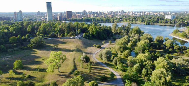 Casi ningún habitante de las ciudades estará a salvo del calor o las inundaciones