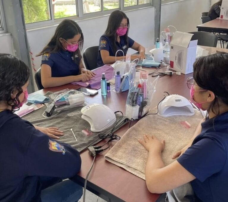 Con alumnas, IMARC Ramos Arizpe da inicio a taller de emprendimiento 