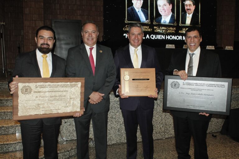 Con magno evento de entrega de reconocimientos, cierra CANACO Saltillo la 60 Quincena del Comercio