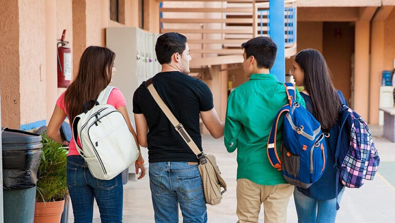 Convoca UA de C a sus estudiantes de Licenciatura y Posgrado a realizar una movilidad académica nacional