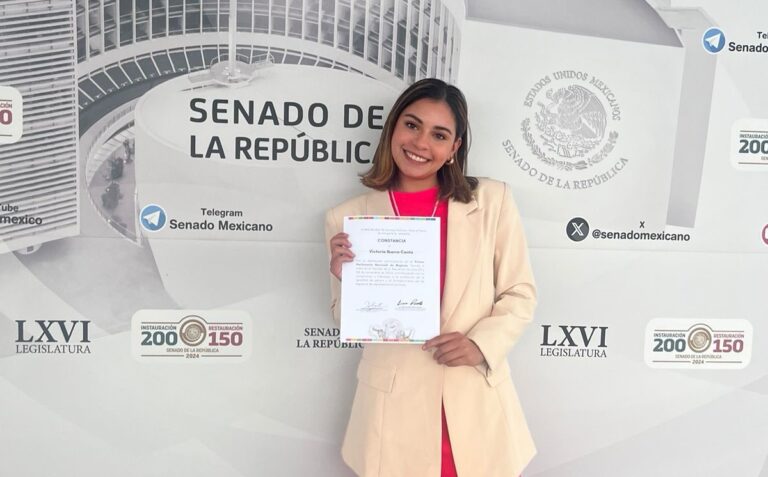 Destaca alumna de la UA de C en el Primer Parlamento Nacional de Mujeres