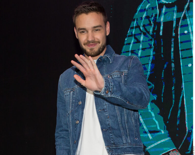 Llega cuerpo de Liam Payne a Reino Unido con vuelo récord