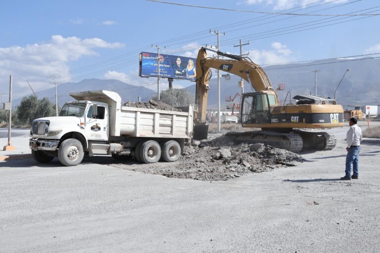 Supervisa alcalde Ramiro Durán obra vial y asegura pronta reapertura