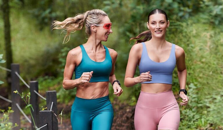 Cómo Crear un Armario Deportivo Funcional y con Estilo para Mujeres