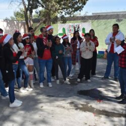 Alumnos de UTC alegraron la Navidad de niñas y niños en jardín de niños de Saltillo 1