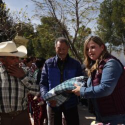 Ana Lucía y DIF Ramos Arizpe ofrecen Brigada Invernal en Hipólito6