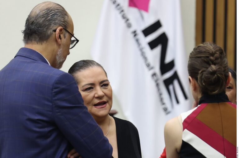 Atora reajuste presupuestal al INE