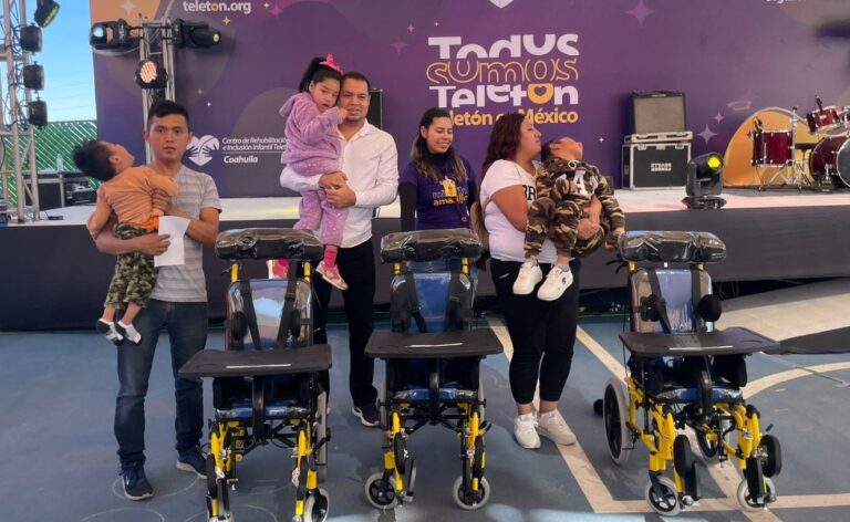 Con graduación de beneficiarios, celebran CRIT Coahuila su Teletón 2024