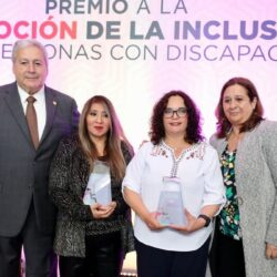 Entrega Chema Fraustro Premio a la Inclusión 20246