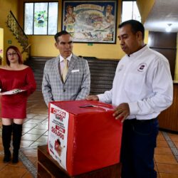 Premia Canaco Ramos Arizpe en sorteo a ciudadana por el Buen Fin 2