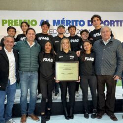 Sebastián Bazaldúa Rojas universitario de la UAdeC es Premio Estatal del Deporte por su Carrera Deportiva en el Flag Football5