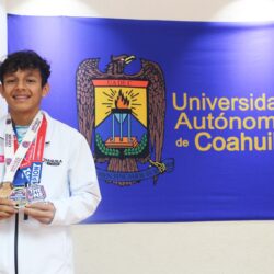 Sebastián Bazaldúa Rojas universitario de la UAdeC es Premio Estatal del Deporte por su Carrera Deportiva en el Flag Football6