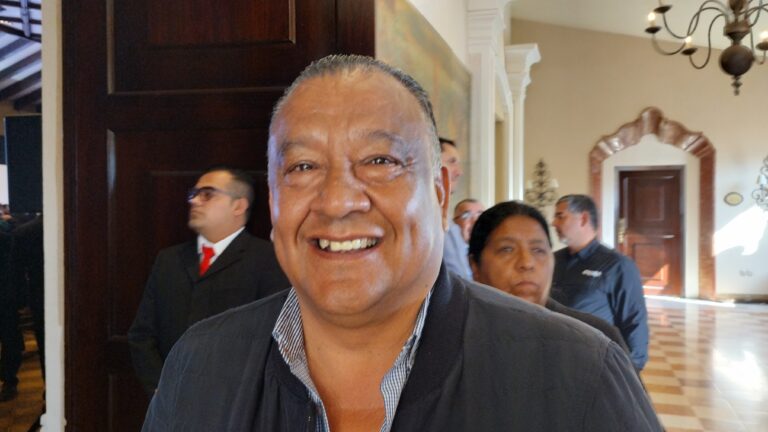 Arriesgan obras “faraónicas” de la 4T seguridad alimentaria de México; asegura líder de la UNTA