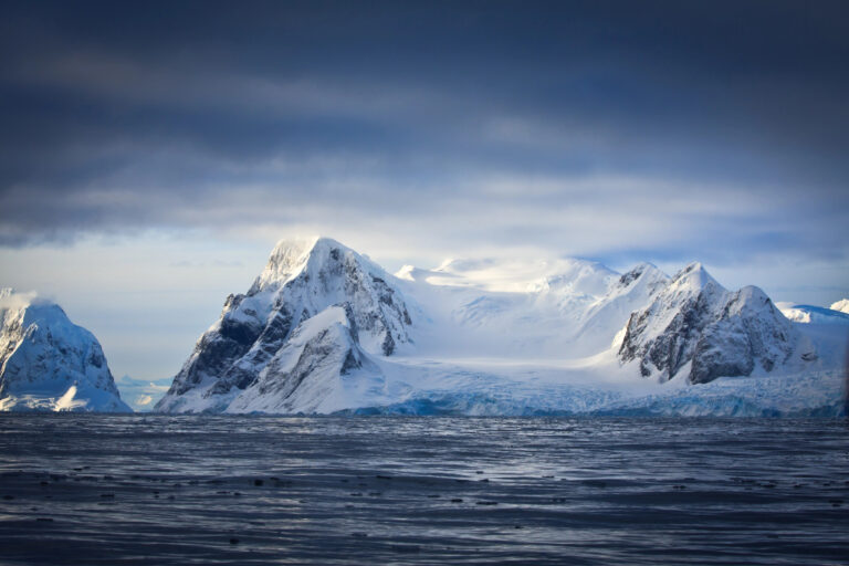 Científicos advierten que el Ártico se quedará sin hielo antes del 2030