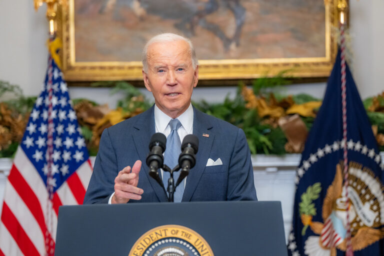 Sufre Joe Biden cáncer con metástasis