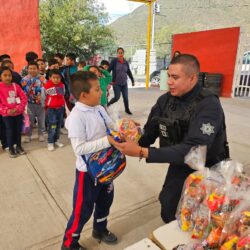 policías de ramos 16