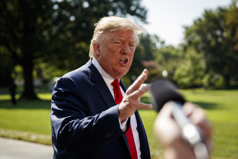 Prepara Trump anuncio de aranceles contra México; en riesgo millones de empleos, alerta Coparmex