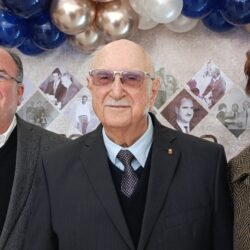 Celebran en Colegio Ignacio Zaragoza al hermano Genaro Carlos Velasco y Armesto por su cumpleaños 90 5