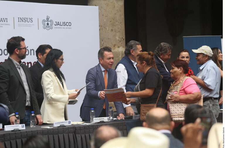 Congelará Infonavit créditos impagables tras nueva ley