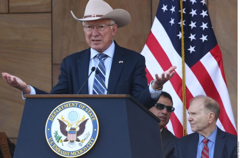 Embajador de EU sugiere a Sheinbaum escuchar consejos de la Iglesia