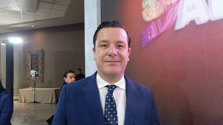 Invertirá FGE en autos para dejar de usar carros confiscados en Coahuila, señala Federico Fernández