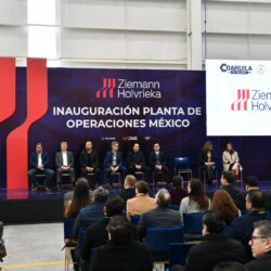 Manolo Jiménez y Tomás Gutiérrez Inauguran empresa Ziemann Holvrieka en Ramos Arizpe 4