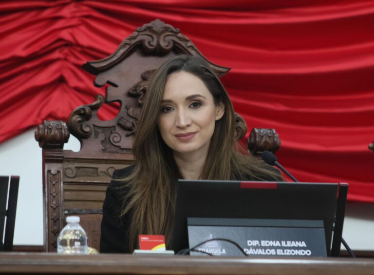 Mayor compensación a médicos internos y pasantes en su servicio social: Edna Dávalos