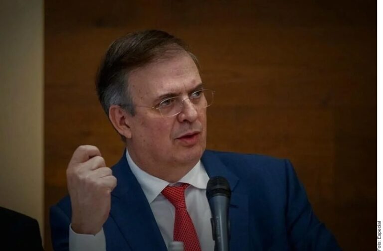 ‘Nadie se va ir de México’, afirma Ebrard sobre GM