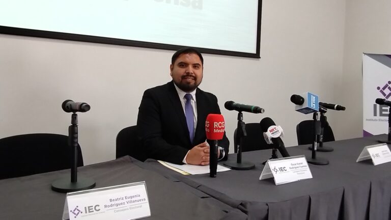 Rinde protesta Óscar Rodríguez como presidente provisional del IEC