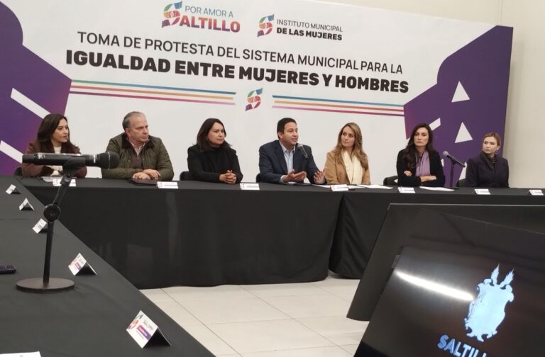 Replicaremos en Saltillo buenas prácticas a nivel nacional para proteger a nuestras mujeres: Javier Díaz
