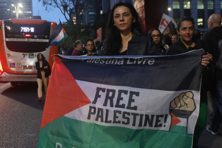 Israel y Hamás alcanzaron un acuerdo histórico: los primeros rehenes israelíes serán liberados el próximo domingo 19 de enero