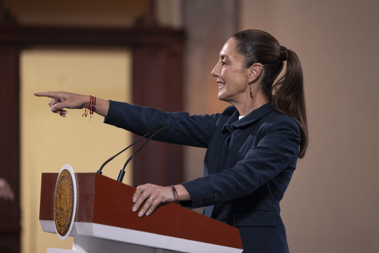 Presidenta no pone o quita Gobernadores, dice Sheinbaum de Sinaloa