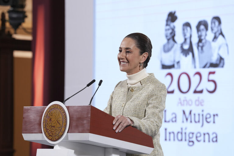 Se solidariza Sheinbaum con víctimas en Washington: muy lamentable