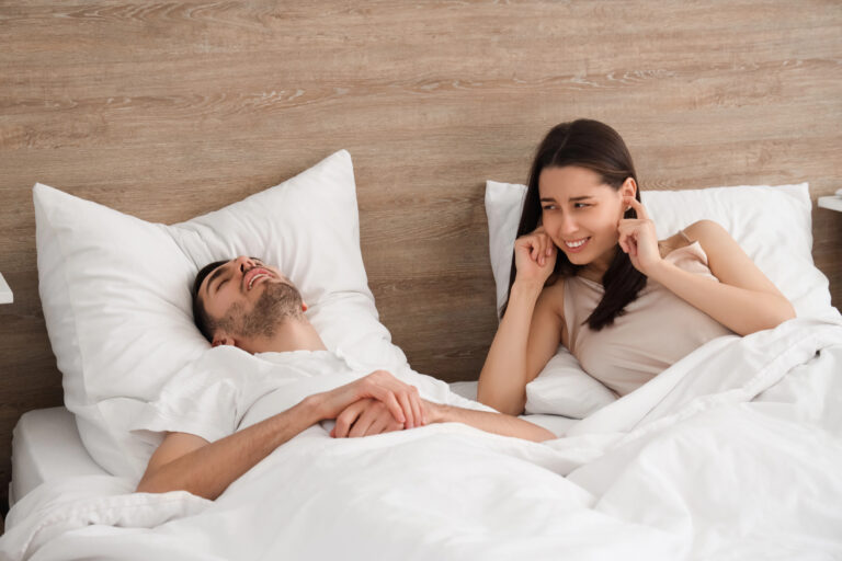 Un estudio señala al queso como remedio contra los ronquidos