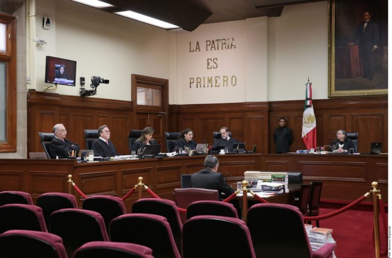 Avala Corte penalizar uso de IA para deepfakes sexuales