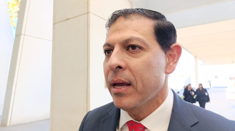 Avanza en UA de C mantenimiento de escuelas y facultades 